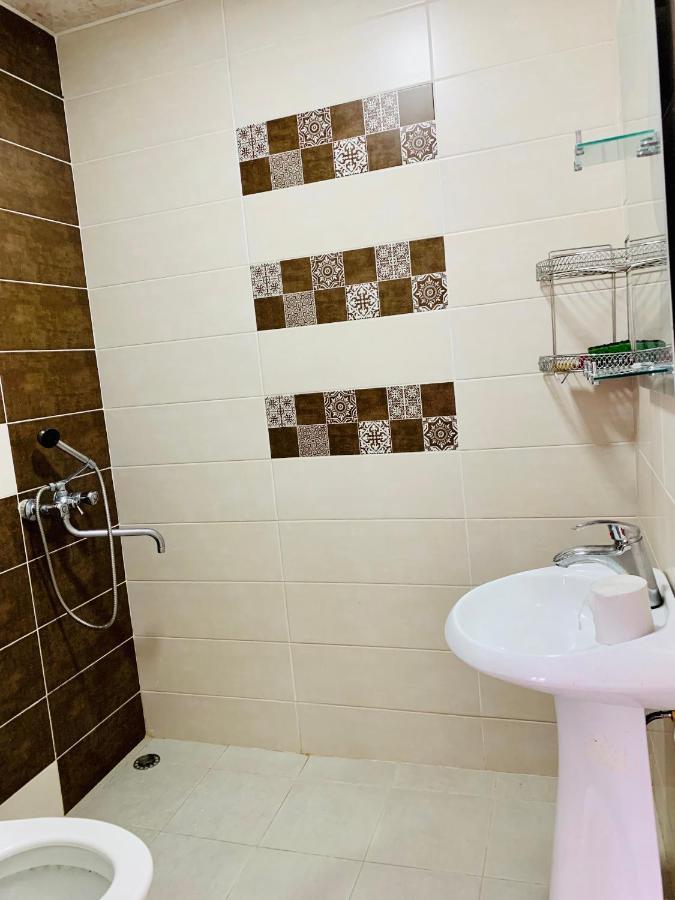 Nadia Guesthouse Местия Екстериор снимка